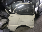 Oto Çıkma Parça / Kaporta & Karoser / Kapı / Mazda / E-2200 / Çıkma Parça 