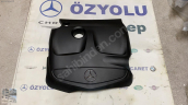 MERCEDES W117 CLA MOTOR ÜST PLASTİĞİ BENZİNLİ