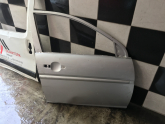 Hyundai Accent Esra Sağ Ön Kapı