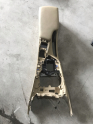 BMW F30 3SERİSİ ÇIKMA ORJİNAL ORTA KONSOL BEJ