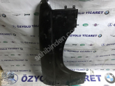 RANGE ROVER 4.6 HSE 1996-2001 ARASI SAĞ ÇAMURLUK