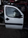 Fiat doblo  sağ ön kapi