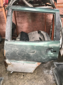 Nissan Terrano sol arka kapı
