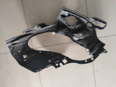 BMW X5 E70 Sağ Çamurluk Braketi