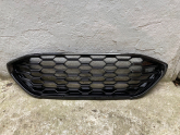 Ford Puma St line tampon ızgarası