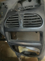 Peugeot 206 Orta Üfleme Izgarası hatasız orjinal çıkma