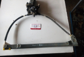 RENAULT MEGANE 1 SAĞ ÖN CAM KRİKOSU