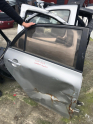 Toyota Corolla 2006 Sağ Arka Kapı Kelebek Camı hatasız