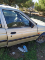 Ford escort sol ön kapı mevcuttur.