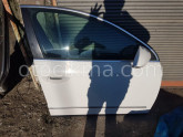 Volkswagen Passat B6 Sağ ön kapı aynası hatasız orjinal çıkm