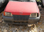 opel kadett 1.6 çıkma ön tampon.