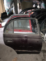 Toyota carina corona sağ arka kapı
