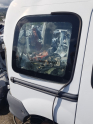 Renault Kangoo Sağ Bagaj Camı Hatasız Orjinal Çıkma