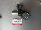 TOYOTA HİLUX SAĞ CAM MOTORU 85720-0K180