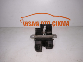 Volkswagen golf 5  2009 - 2013 bagaj kapak kilidi orijinal