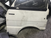 Oto Çıkma Parça / Kaporta & Karoser / Kapı / Mazda / E-2200 / Çıkma Parça 