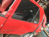 Peugeot 106 Çıkma sol arka kapı