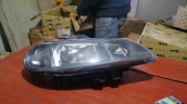 RENAULT  LAGUNA 1 SAĞ ÖN FAR ÇELİKLER OTO ÇIKMA