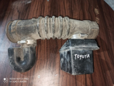 2000-2005 Toyota Corolla benzinli rezanator hava hortumu 178