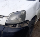 2006 peugeot partner 1.9 çıkma sol far