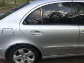 MERCEDES E220 CDİ SAĞ ARKA KAPI ÇIKMA ORJİNAL PARÇA