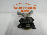 Peugeot 208 1.2 motor sağ kulak orijinal