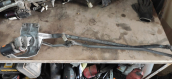 Renault 19 silecek motoru ve mekanizması mevcuttur.