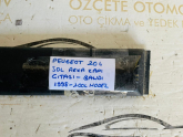 PEUGEOT 206 SOL ARKA KAPI ÇITASI ORİJİNAL ÇIKMA 1998-2004 MO