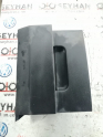 5P0882603F seat leon 2010 ön sağ sol koltuk alt eşya gözü