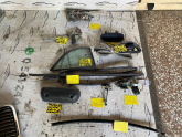 TOYOTA COROLLA SOL ARKA KAPI MENTEŞESİ ALT VE ÜST 1993-1998