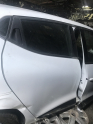 Renault clio 4 çıkma sağ arka kapı dolu hatasız