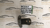 Nissan skystar sol ön kapı alt menteşesi orjinal çıkma