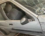 Citroen saxo sağ ön kapı gri renk orjinal