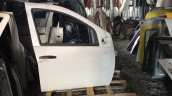 Dacia duster çıkma sağ ön kapı