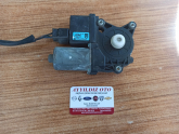 OPEL ANTARA SAĞ ÖN CAM MOTORU