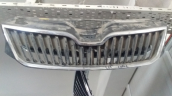 2015 skoda rapid ön panjur orj.cıkma
