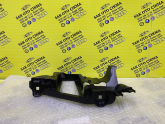 BMW X5 E53 SAĞ FAR ALT BAĞLANTI BRAKETİ 224568 HELLA