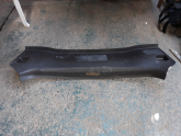 Opel insignia arka bagaj kilit üst kaplaması