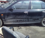2000 NİSSAN PRİMERA 1.8 ÇIKMA SOL YAN PANEL MEVCUTTUR.