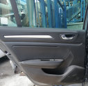 Renault megane 4 sol arka kapı döşemesi hatasız