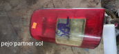 Peugeot partner sol arka stop mevcuttur.