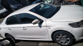 Peugeot 301 sağ ön kapı