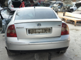 Oto Çıkma Parça / Kaporta & Karoser / Kapı / Volkswagen / Passat / Çıkma Parça 