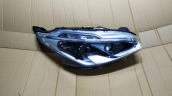 Peugeot 208 orijinal sağ ön far