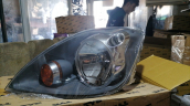 FORD FİESTA 2006-2008 ÖN SOL FAR ÇELİKLER OTO ÇIKMA