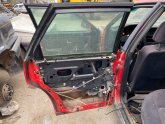 AUDİ 80 SOL ARKA KAPI CAM KRİKOSU ORİJİNAL ÇIKMA 1993 MODEL