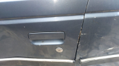 peugeot 405 çıkma sol ön kapı kolu