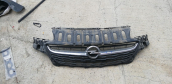 opel corsa e kasa çıkma ön panjur hatasız.
