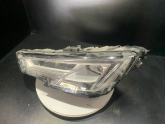 Oto Çıkma Parça / Elektrik / Far / Audi / A4 / Çıkma Parça 