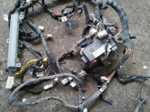 Hyundai Matrix 1.5 motor içi elektrik tesisatı mevcuttur.